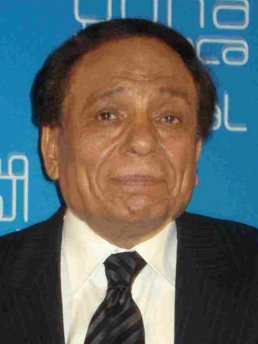 كم عمر عادل امام؟